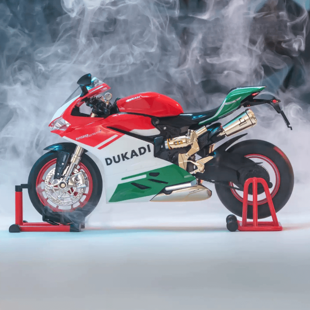 Kawasaki H2R 1:6 收藏級重機互動模型